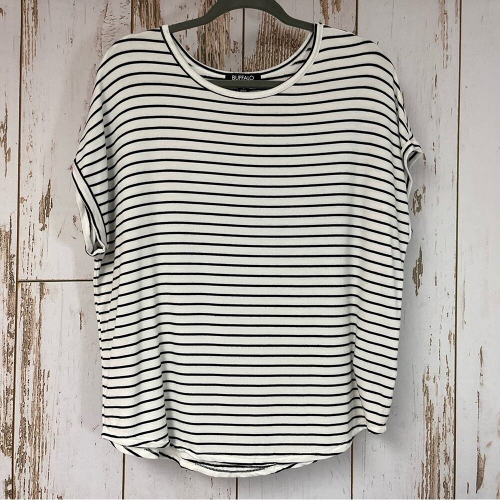 Buffalo David Bitton, Soft Striped Dolman Shirt. Size Medium. Excellent cond!